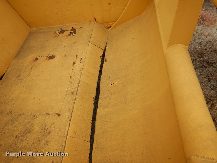 image for item DJ6638 Caterpillar 60  scraper