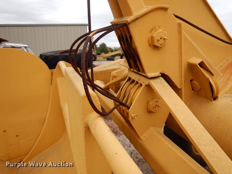 image for item DJ6638 Caterpillar 60  scraper