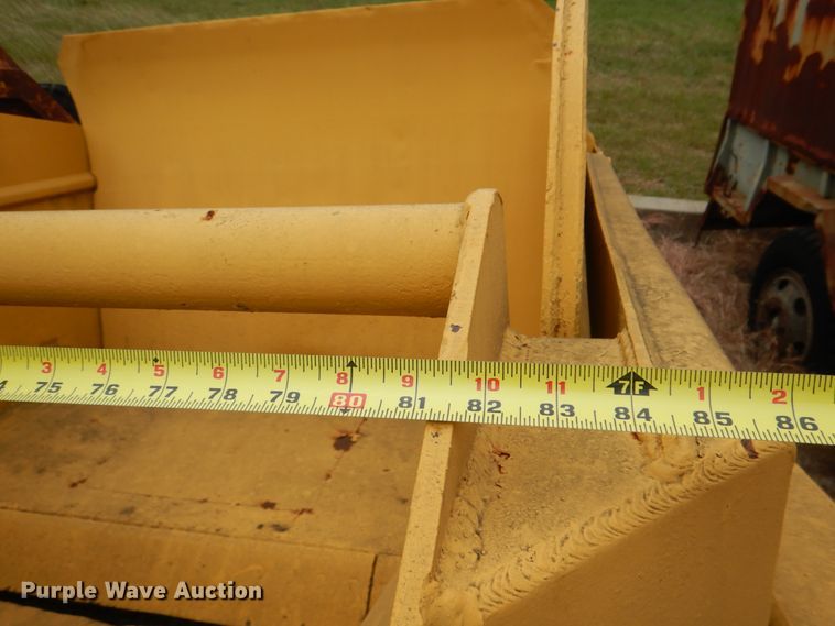 image for item DJ6638 Caterpillar 60  scraper