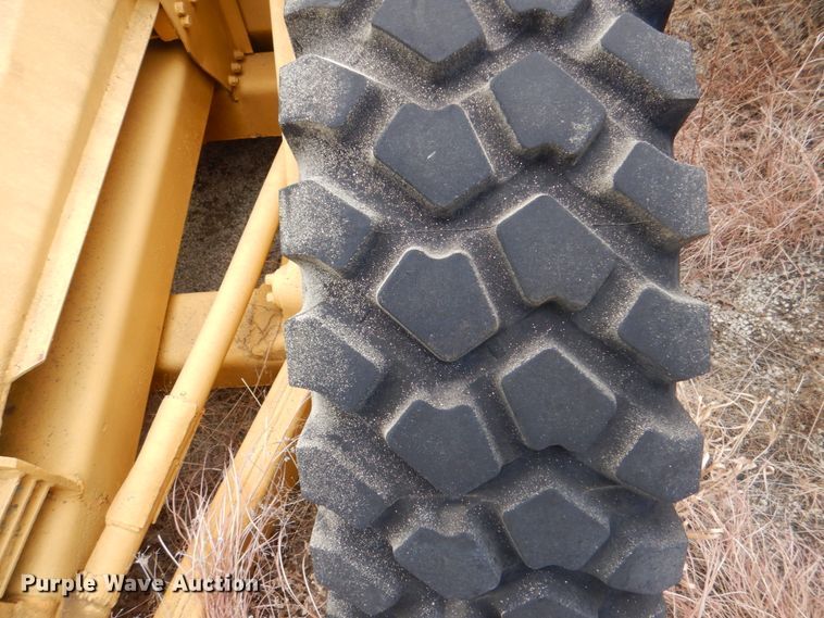 image for item DJ6638 Caterpillar 60  scraper