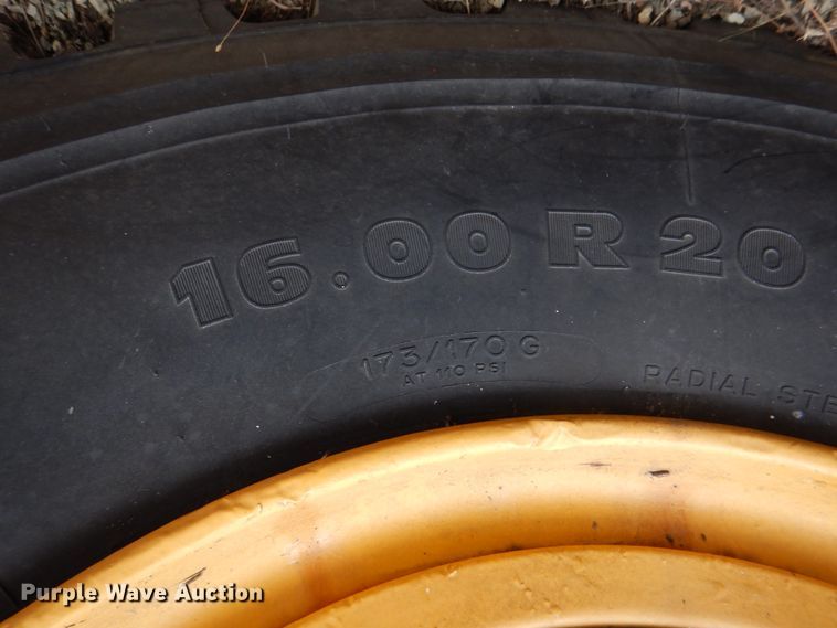 image for item DJ6638 Caterpillar 60  scraper