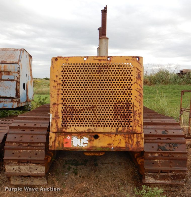 image for item DJ6641 1951 International Harvester TD18A  crawler tractor