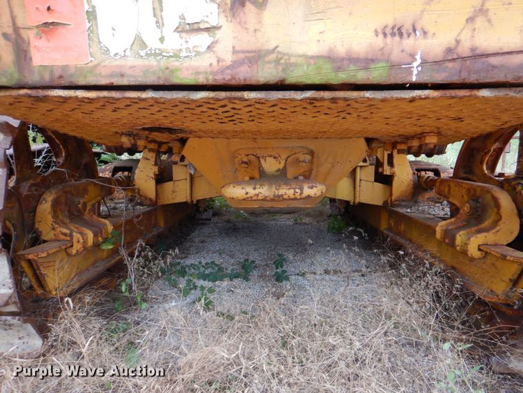 image for item DJ6641 1951 International Harvester TD18A  crawler tractor