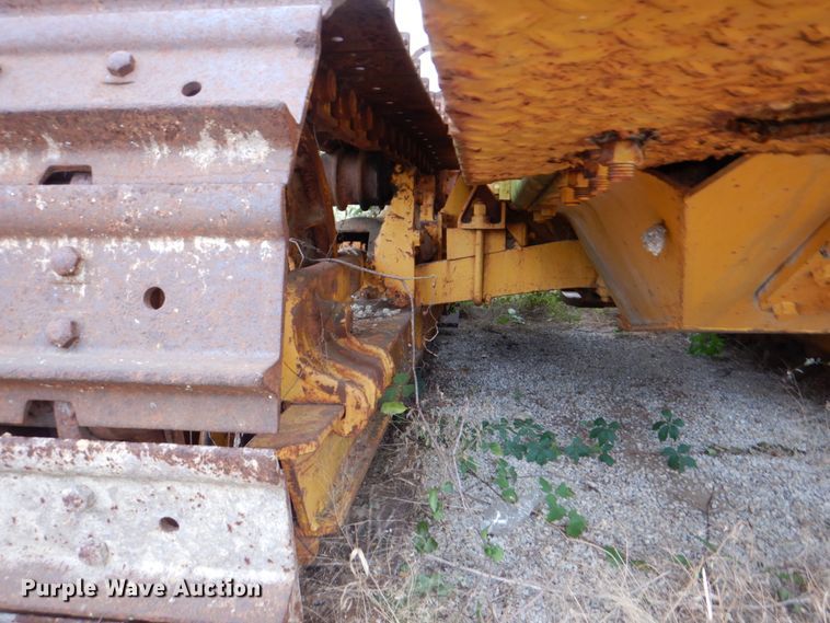 image for item DJ6641 1951 International Harvester TD18A  crawler tractor