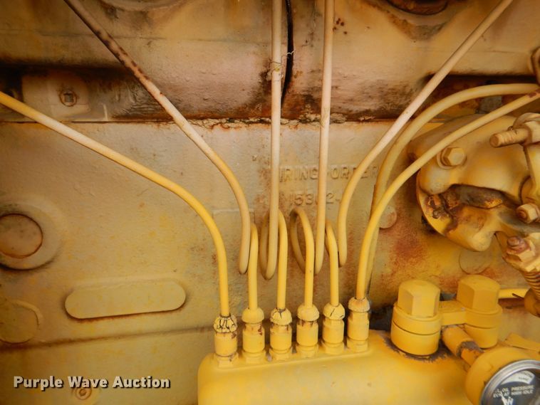 image for item DJ6641 1951 International Harvester TD18A  crawler tractor