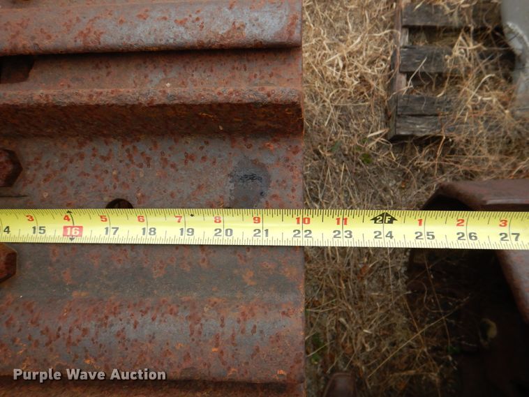 image for item DJ6641 1951 International Harvester TD18A  crawler tractor