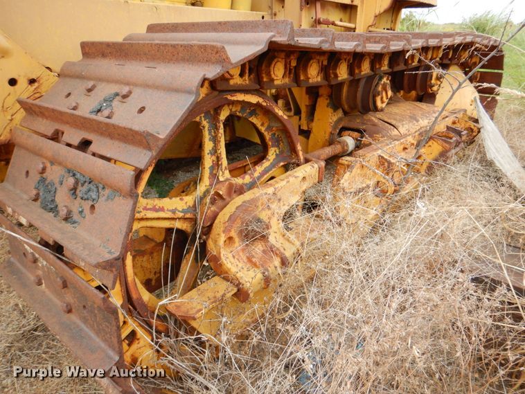 image for item DJ6641 1951 International Harvester TD18A  crawler tractor