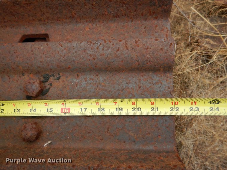 image for item DJ6641 1951 International Harvester TD18A  crawler tractor