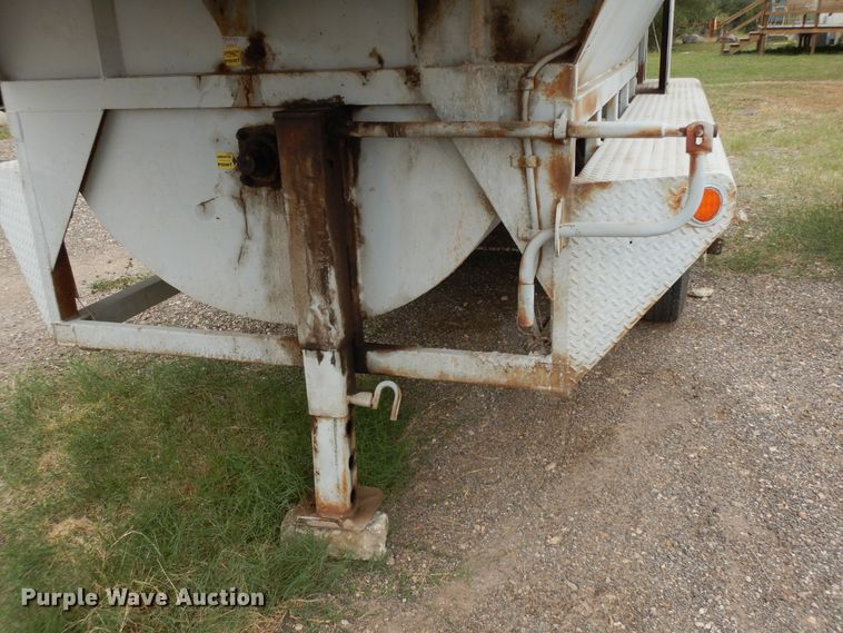 image for item DJ6648 2003 Bowie  hydro seeder mulcher