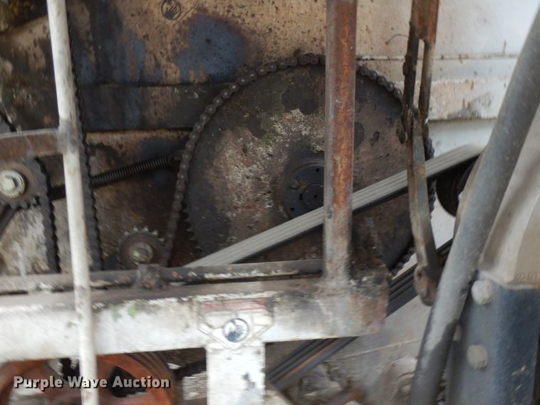 image for item DJ6648 2003 Bowie  hydro seeder mulcher