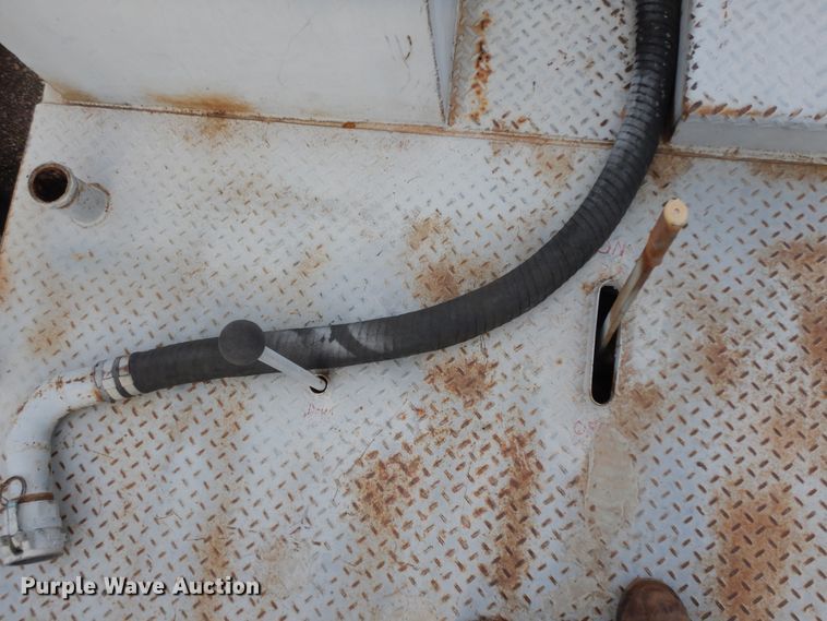 image for item DJ6648 2003 Bowie  hydro seeder mulcher