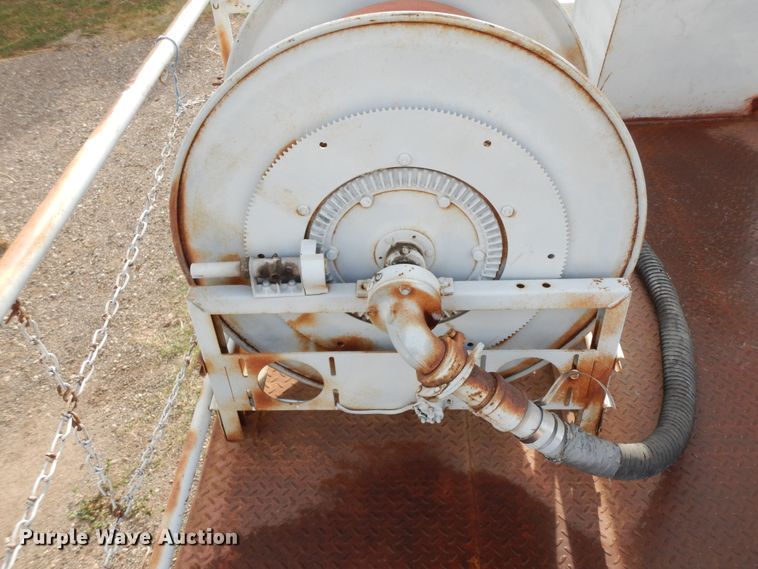 image for item DJ6648 2003 Bowie  hydro seeder mulcher