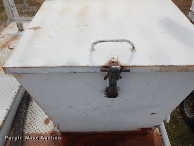 image for item DJ6648 2003 Bowie  hydro seeder mulcher