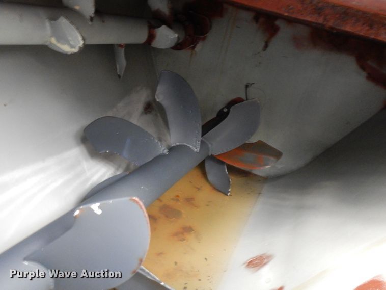 image for item DJ6648 2003 Bowie  hydro seeder mulcher