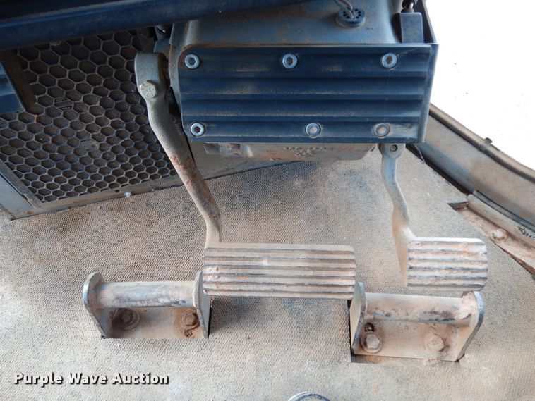 image for item DJ6657 2006 Caterpillar D6R XL  dozer