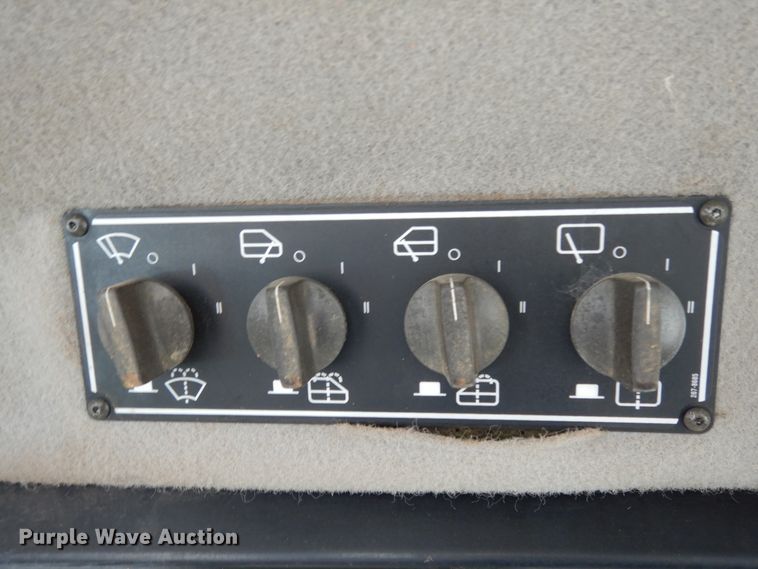 image for item DJ6657 2006 Caterpillar D6R XL  dozer