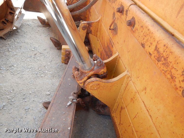 image for item DJ6657 2006 Caterpillar D6R XL  dozer