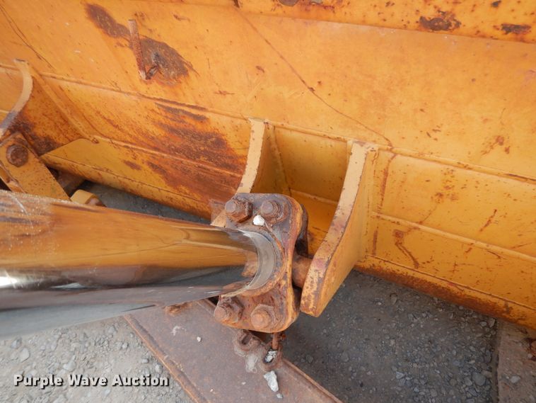 image for item DJ6657 2006 Caterpillar D6R XL  dozer