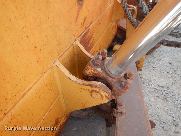 image for item DJ6657 2006 Caterpillar D6R XL  dozer