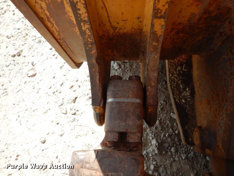 image for item DJ6657 2006 Caterpillar D6R XL  dozer