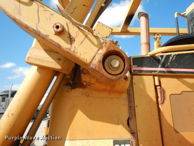 image for item DJ6657 2006 Caterpillar D6R XL  dozer
