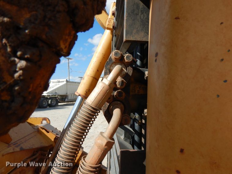 image for item DJ6657 2006 Caterpillar D6R XL  dozer