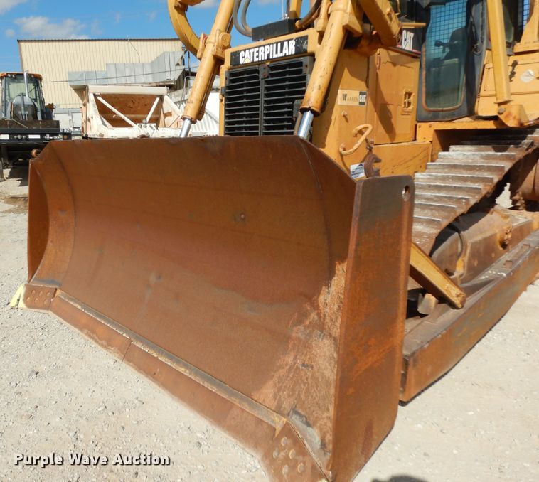 image for item DJ6657 2006 Caterpillar D6R XL  dozer