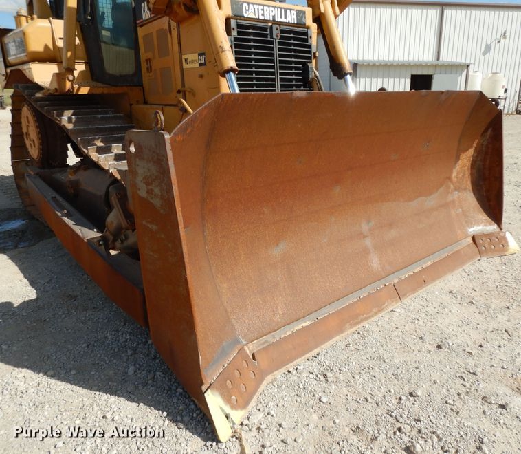 image for item DJ6657 2006 Caterpillar D6R XL  dozer