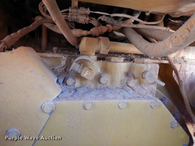 image for item DJ6657 2006 Caterpillar D6R XL  dozer