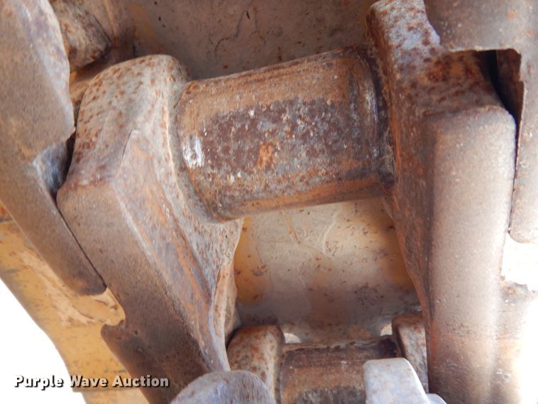 image for item DJ6657 2006 Caterpillar D6R XL  dozer