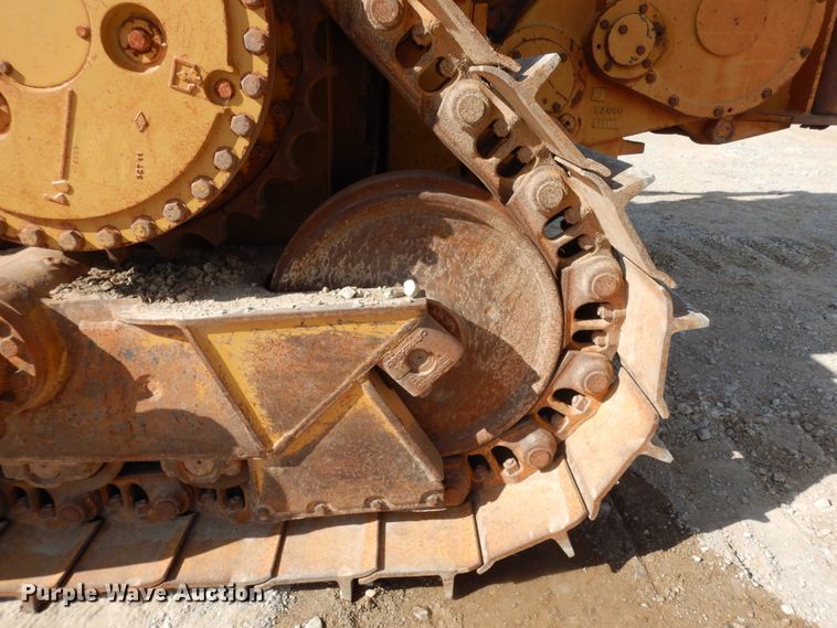image for item DJ6657 2006 Caterpillar D6R XL  dozer