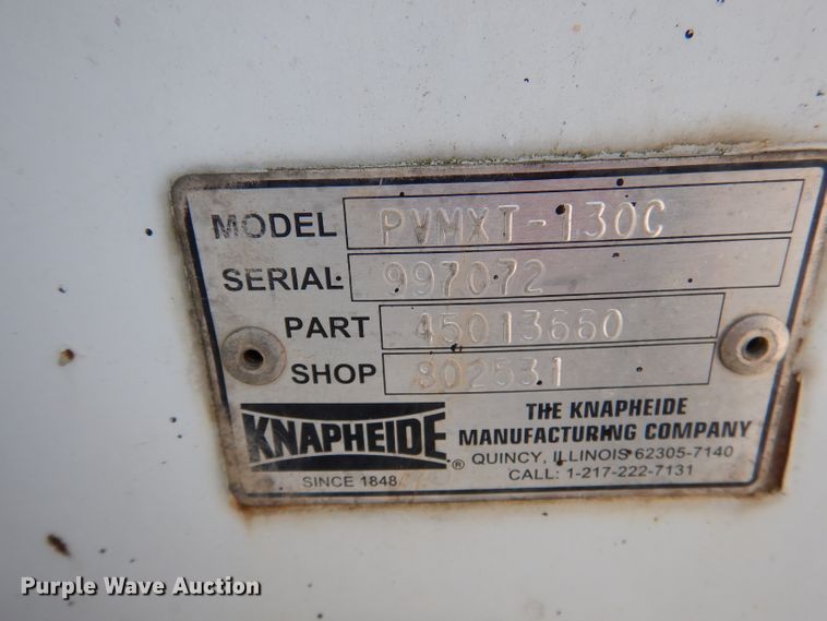 image for item DY9532 2002 Chevrolet C7500  digger derrick truck