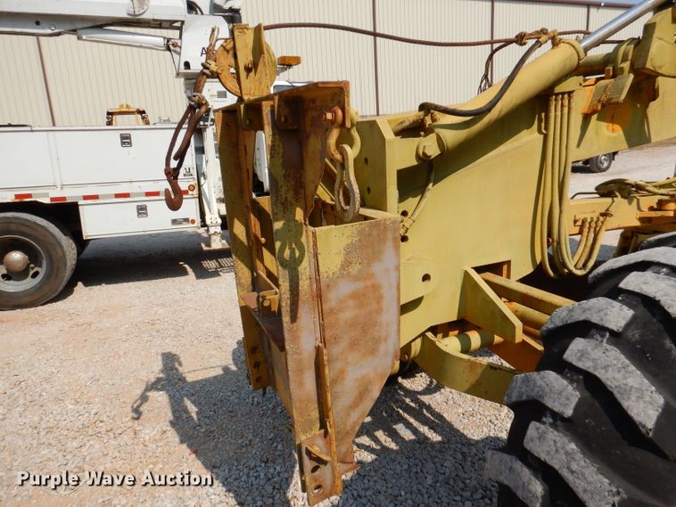 image for item DY9533 1976 Champion 720  motor grader