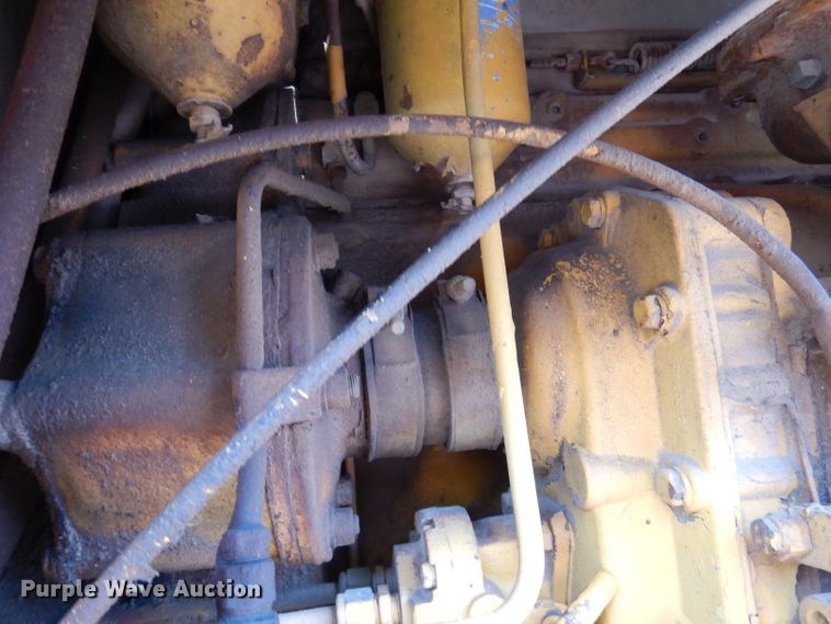 image for item DY9533 1976 Champion 720  motor grader