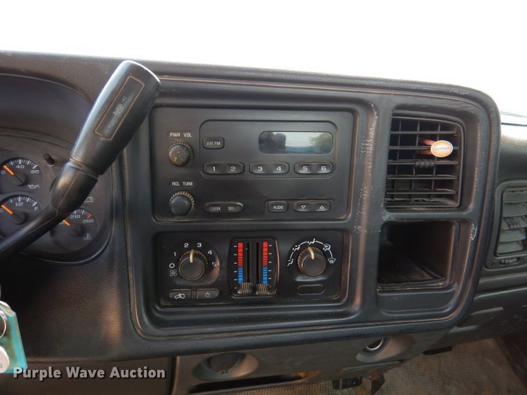 image for item DY9535 2007 Chevrolet Silverado 1500  pickup truck