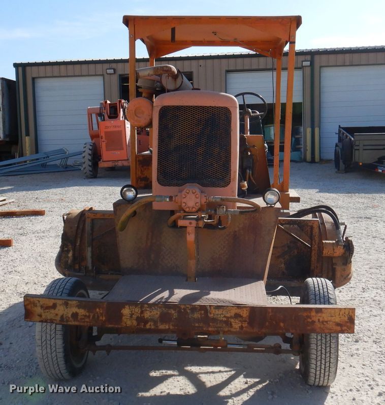 image for item DY9539 Broce T15  broom