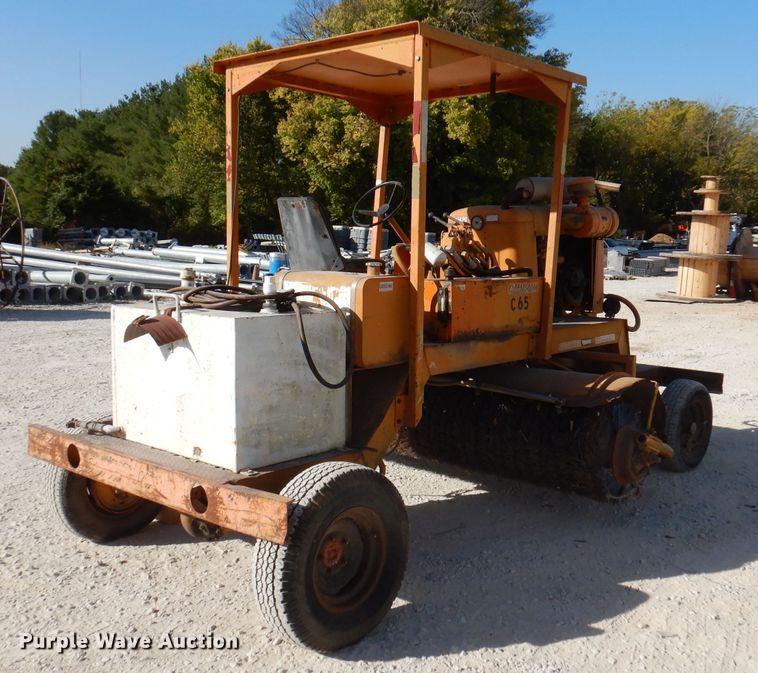 image for item DY9539 Broce T15  broom