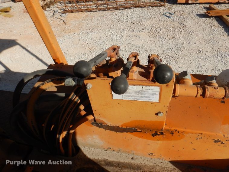 image for item DY9539 Broce T15  broom