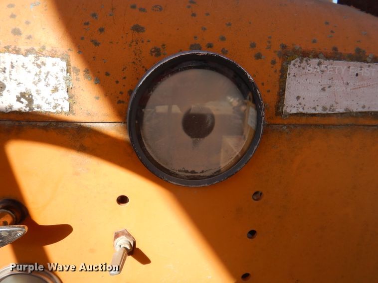 image for item DY9539 Broce T15  broom