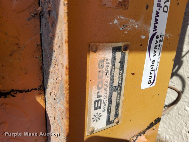 image for item DY9539 Broce T15  broom