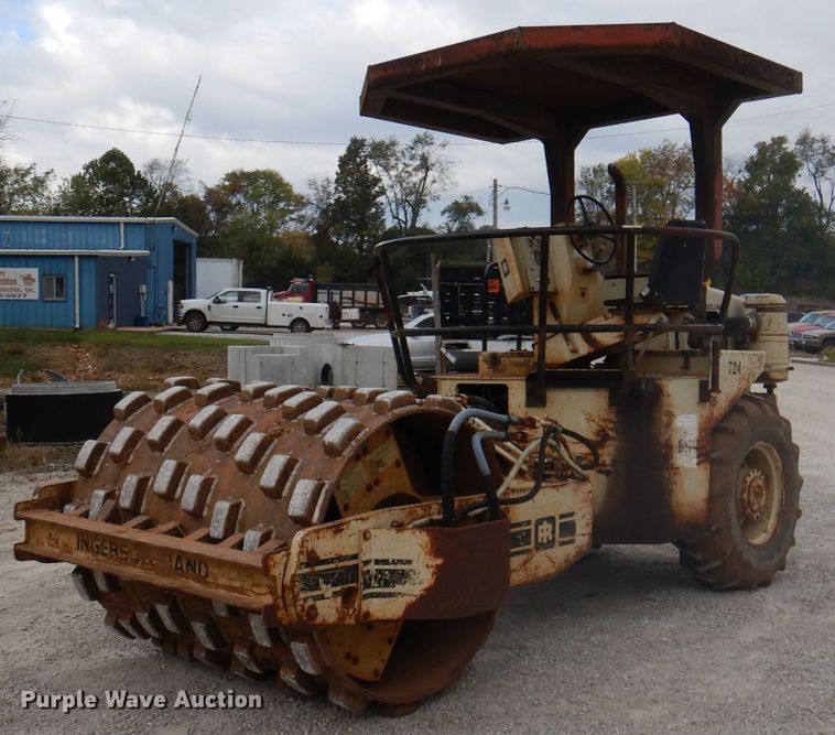 image for item DY9545 1988 Ingersoll Rand SPF48  vibratory single drum roller