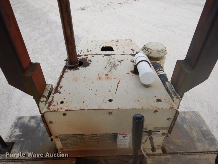 image for item DY9545 1988 Ingersoll Rand SPF48  vibratory single drum roller