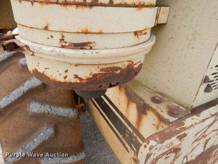 image for item DY9545 1988 Ingersoll Rand SPF48  vibratory single drum roller