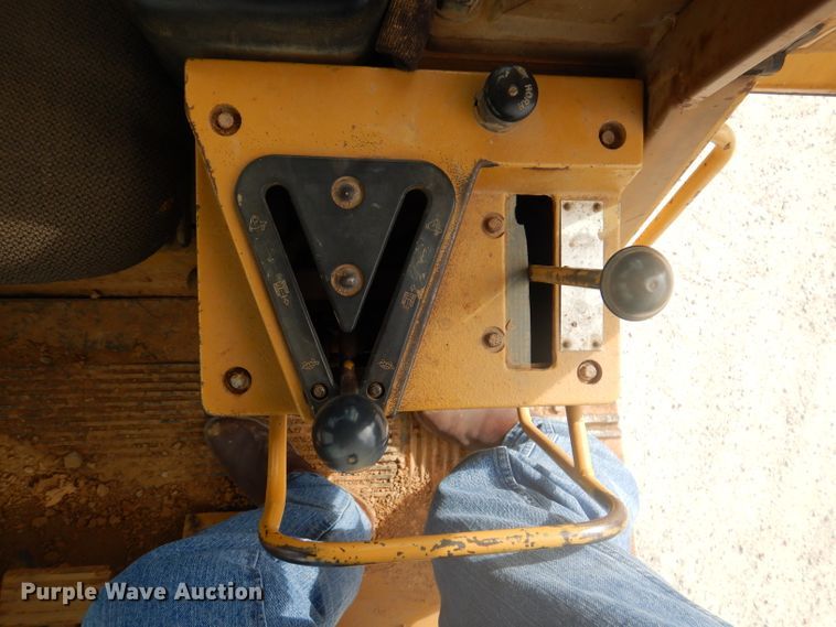 image for item DY9546 1991 Caterpillar 963  track loader