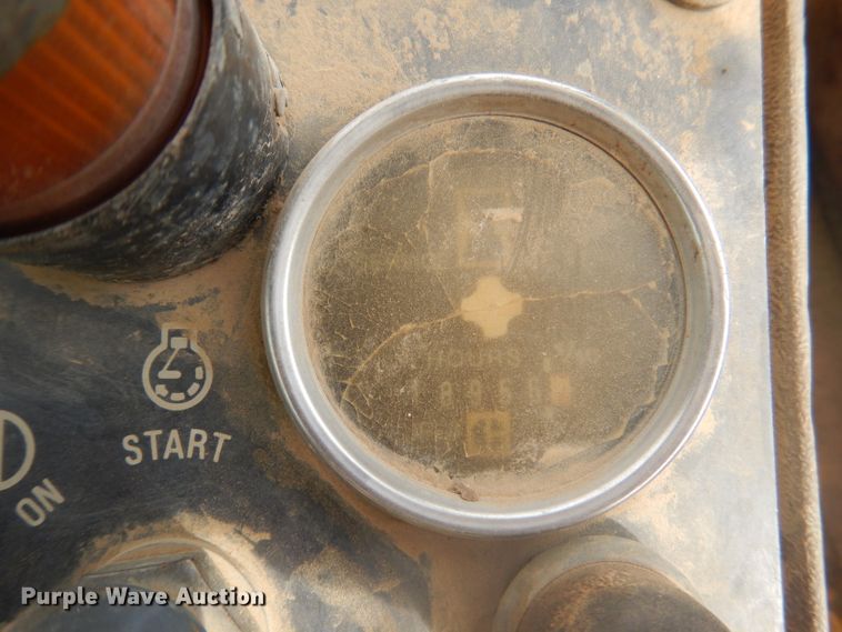 image for item DY9546 1991 Caterpillar 963  track loader