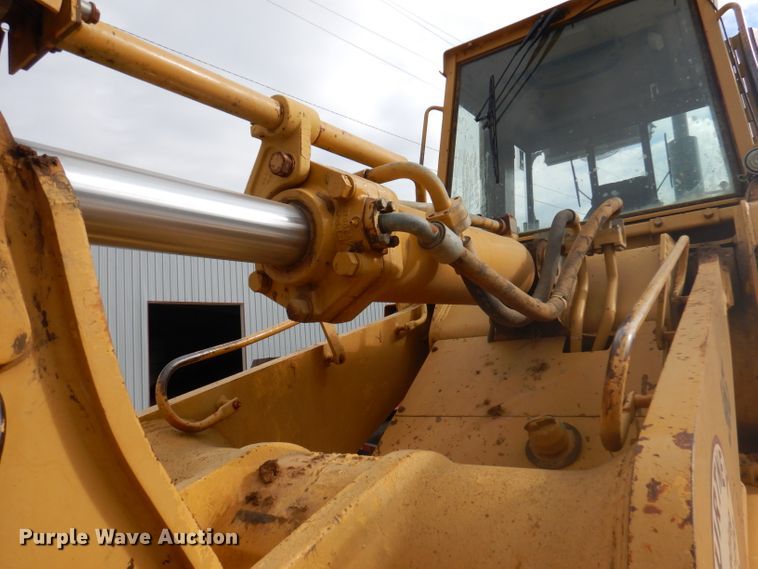 image for item DY9546 1991 Caterpillar 963  track loader