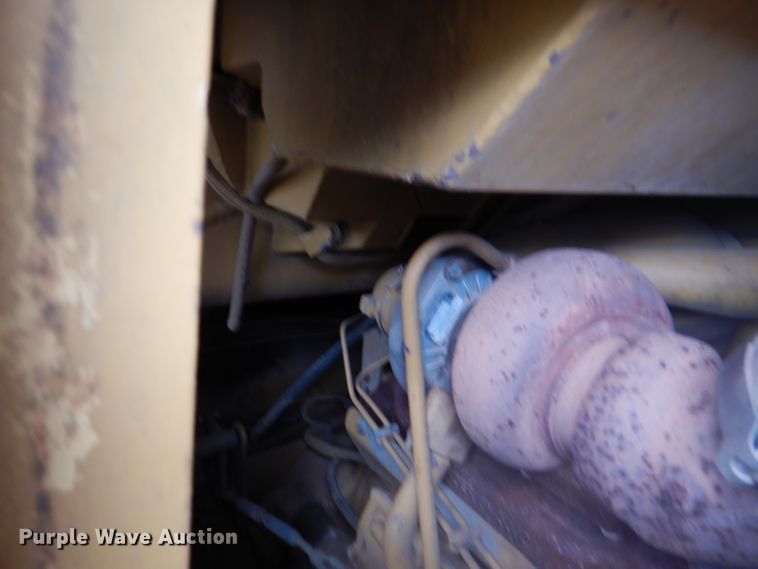 image for item DY9546 1991 Caterpillar 963  track loader