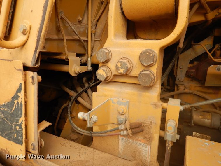 image for item DY9546 1991 Caterpillar 963  track loader