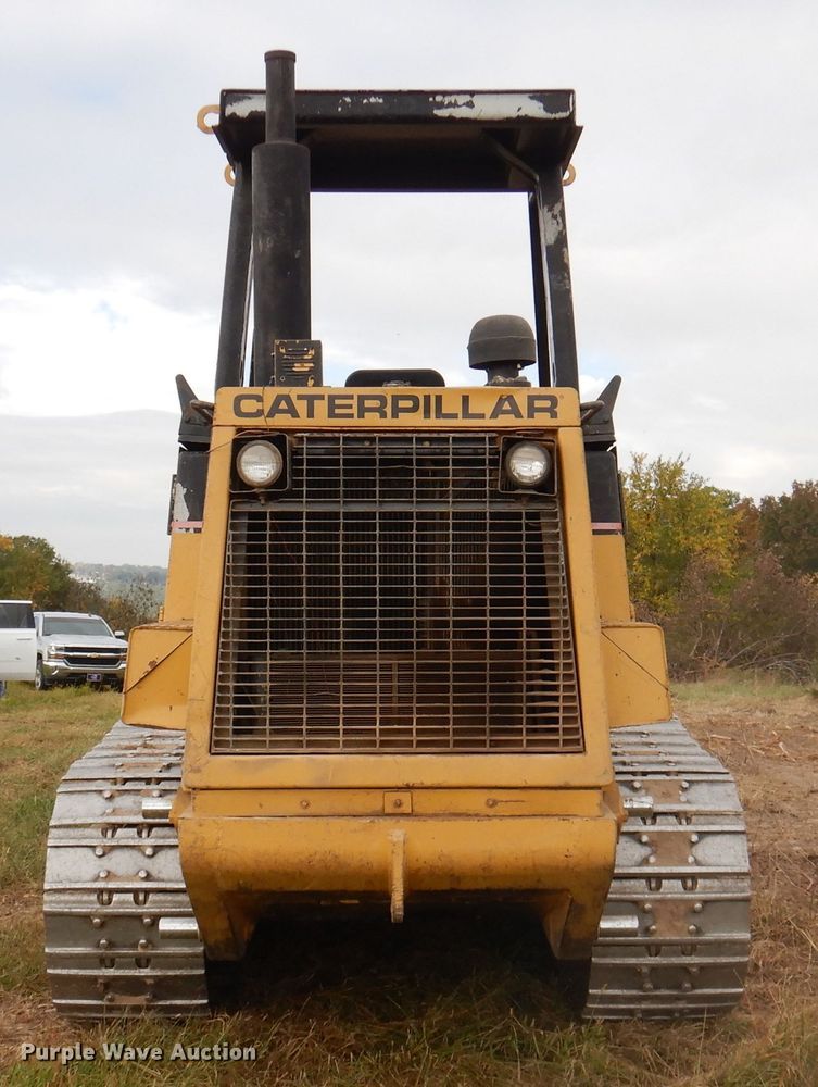 image for item DY9547 1983 Caterpillar 963  track loader
