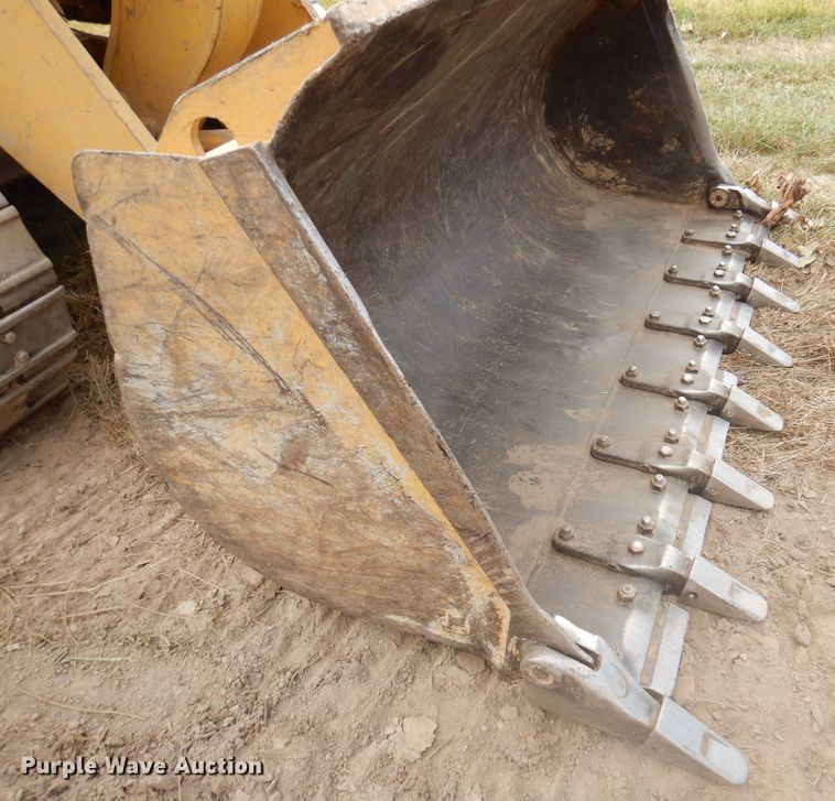 image for item DY9547 1983 Caterpillar 963  track loader